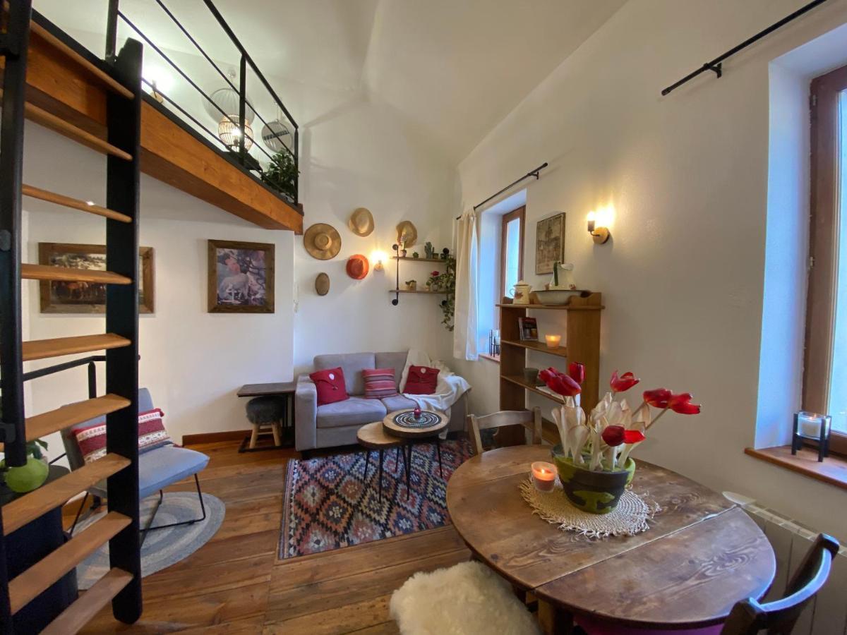 Duplex Cosy Au Coeur De Barcelonnette Apartamento Exterior foto